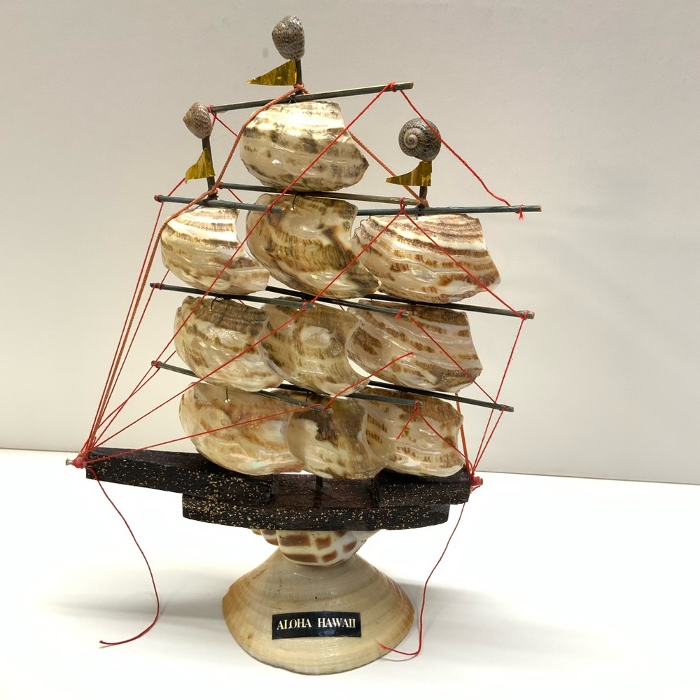 Vintage Souvenir Shell Hawaiian Ship